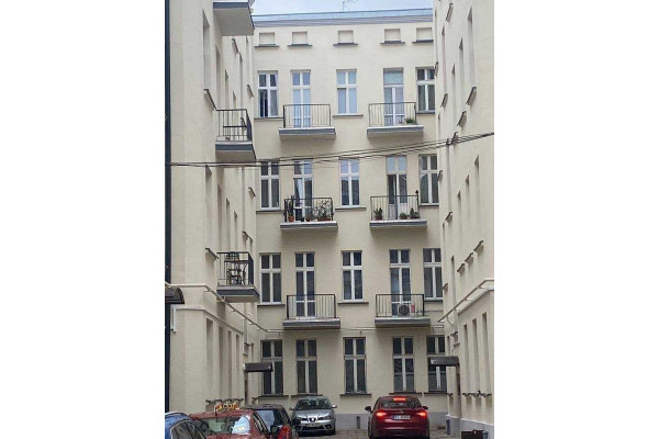 Łódź, Śródmieście, Piotrkowska, Piotrkowska deptak: I piętro, balkon