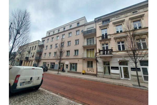 Łódź, Śródmieście, Stefana Jaracza, 2 lub 3 pokoje blok z cegły II piętro balkon